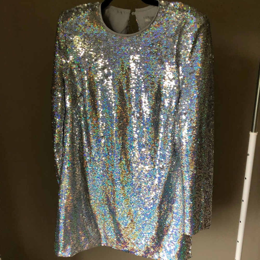 Open back sequin long sleeve dress